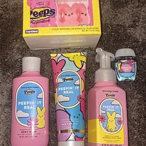 Bath & Body Works Peeps Peepin' It Real 5 piece set !
